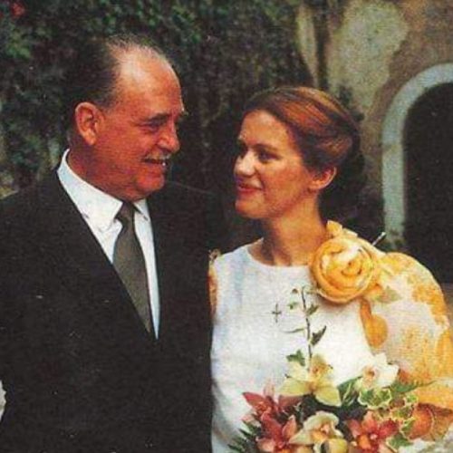 Il Generale Carlo Alberto dalla Chiesa ed Emanuela Setti Carraro nel giorno del loro matrimonio, 10 luglio 1982. - "Foto Archivio Famiglia Setti Carraro / ANSA" - Per gentile concessione o ai sensi dell'art. 70 L. 633/1941 per finalità di critica o discussione.