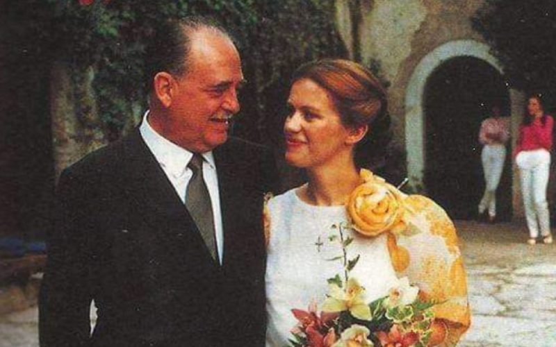 Il Generale Carlo Alberto dalla Chiesa ed Emanuela Setti Carraro nel giorno del loro matrimonio, 10 luglio 1982. - "Foto Archivio Famiglia Setti Carraro / ANSA" - Per gentile concessione o ai sensi dell'art. 70 L. 633/1941 per finalità di critica o discussione.