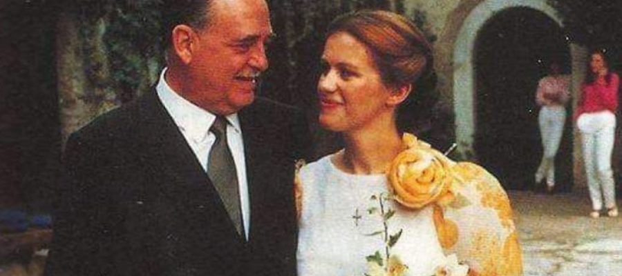 Il Generale Carlo Alberto dalla Chiesa ed Emanuela Setti Carraro nel giorno del loro matrimonio, 10 luglio 1982. - "Foto Archivio Famiglia Setti Carraro / ANSA" - Per gentile concessione o ai sensi dell'art. 70 L. 633/1941 per finalità di critica o discussione.